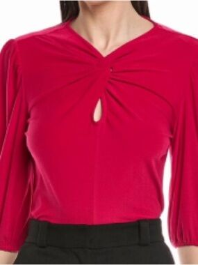 CeCe Fuchsia Twisted Keyhole Blouse